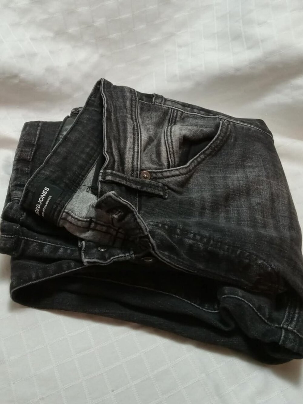 The perfect black Jack & Jones jeans slim fit straight legs NEW
